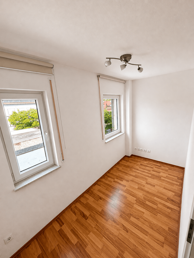 Pronájem domu 112 m², pozemek 162 m², Baiersdorf, Bavorsko Pronájem domu 112 m², pozemek 162 m², Baiersdorf, Bavorsko