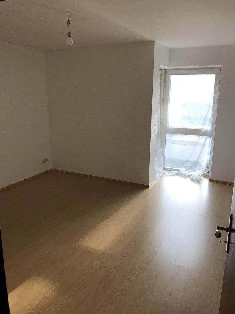 Pronájem bytu 2+1 78 m², Ostfeldstr. 55, Hannover, Dolní Sasko Pronájem bytu 2+1 78 m², Ostfeldstr. 55, Hannover, Dolní Sasko