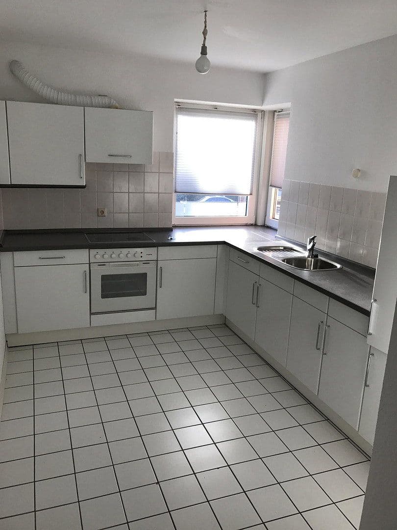 Pronájem bytu 2+1 78 m², Ostfeldstr. 55, Hannover, Dolní Sasko Pronájem bytu 2+1 78 m², Ostfeldstr. 55, Hannover, Dolní Sasko