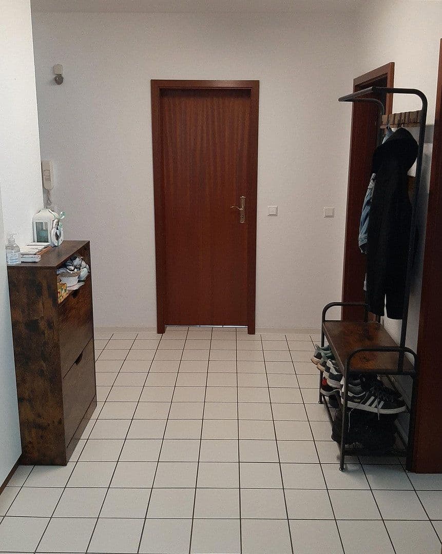 Pronájem bytu 2+1 78 m², Ostfeldstr. 55, Hannover, Dolní Sasko Pronájem bytu 2+1 78 m², Ostfeldstr. 55, Hannover, Dolní Sasko