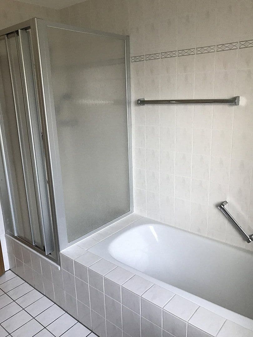 Pronájem bytu 2+1 78 m², Ostfeldstr. 55, Hannover, Dolní Sasko Pronájem bytu 2+1 78 m², Ostfeldstr. 55, Hannover, Dolní Sasko