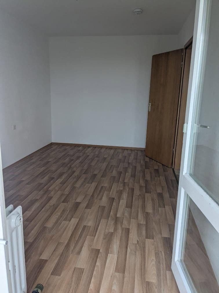 Pronájem bytu 2+1 55 m², Landhausstraße 8-10, Meßstetten, Bádensko-Württembersko Pronájem bytu 2+1 55 m², Landhausstraße 8-10, Meßstetten, Bádensko-Württembersko