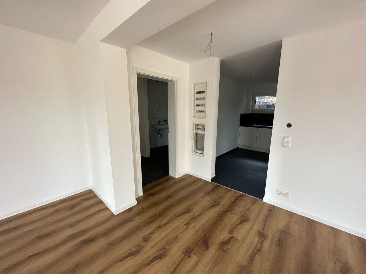 Pronájem bytu 3+1 79 m², Esslingen am Neckar, Bádensko-Württembersko Pronájem bytu 3+1 79 m², Esslingen am Neckar, Bádensko-Württembersko
