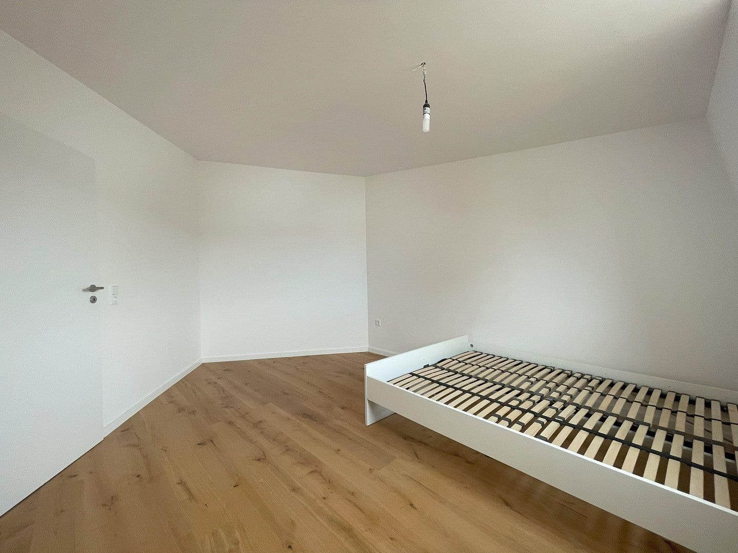 Prodej domu 132 m², pozemek 218 m², Unterschleißheim, Bavorsko Prodej domu 132 m², pozemek 218 m², Unterschleißheim, Bavorsko