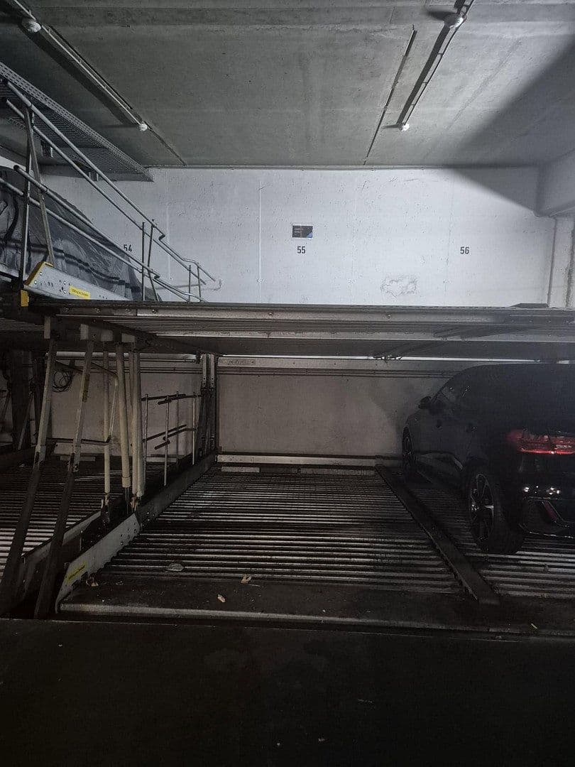 Pronájem garáže, Oberbilker Allee 265-267, Düsseldorf, Severní Porýní-Vestfálsko Pronájem garáže, Oberbilker Allee 265-267, Düsseldorf, Severní Porýní-Vestfálsko