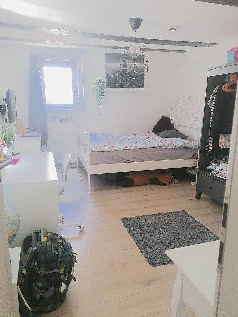 Pronájem domu 130 m², pozemek 130 m², Kornmarkt 10, Herborn, Hessen Pronájem domu 130 m², pozemek 130 m², Kornmarkt 10, Herborn, Hessen