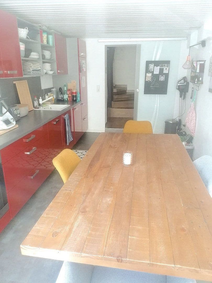 Pronájem domu 130 m², pozemek 130 m², Kornmarkt 10, Herborn, Hessen Pronájem domu 130 m², pozemek 130 m², Kornmarkt 10, Herborn, Hessen