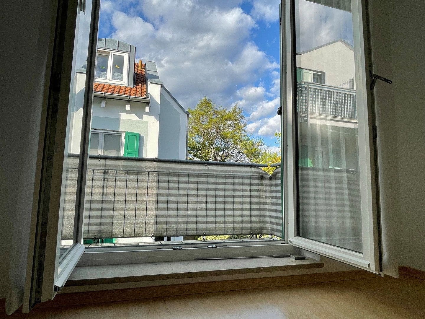 Pronájem bytu 1+1 24 m², Heinestr. 4, Ingolstadt, Bavorsko Pronájem bytu 1+1 24 m², Heinestr. 4, Ingolstadt, Bavorsko