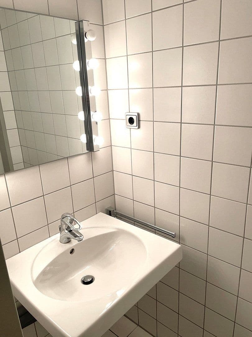 Pronájem nebytového prostoru 46 m², Mönchengladbach-Rheydt, Severní Porýní-Vestfálsko Pronájem nebytového prostoru 46 m², Mönchengladbach-Rheydt, Severní Porýní-Vestfálsko