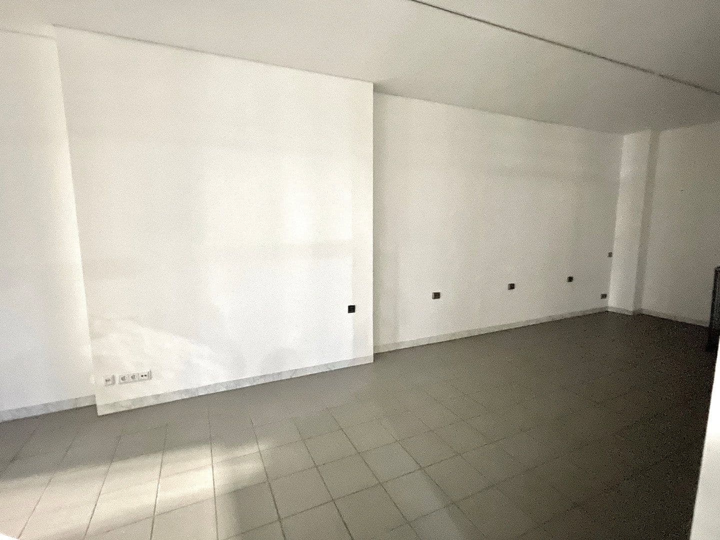 Pronájem nebytového prostoru 46 m², Mönchengladbach-Rheydt, Severní Porýní-Vestfálsko Pronájem nebytového prostoru 46 m², Mönchengladbach-Rheydt, Severní Porýní-Vestfálsko