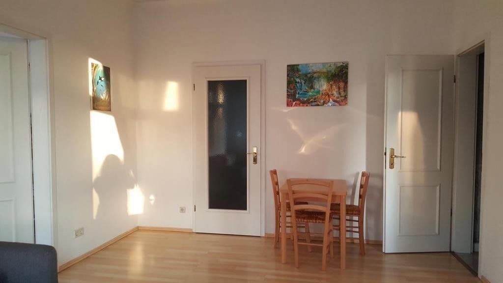 Pronájem bytu 2+1 51 m², Further Straße 8, Chemnitz, Sasko Pronájem bytu 2+1 51 m², Further Straße 8, Chemnitz, Sasko