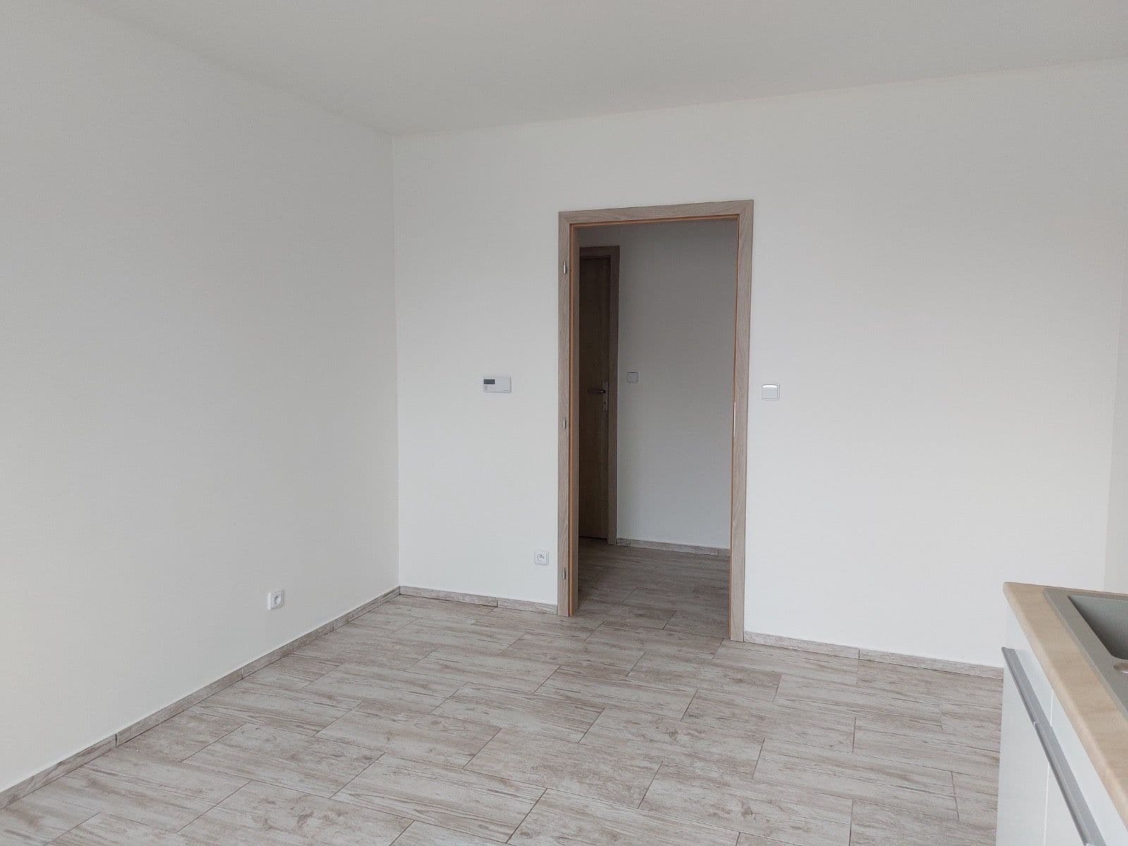 Pronájem bytu 2+1 70 m², U Obory, Úvaly, Středočeský kraj Pronájem bytu 2+1 70 m², U Obory, Úvaly, Středočeský kraj