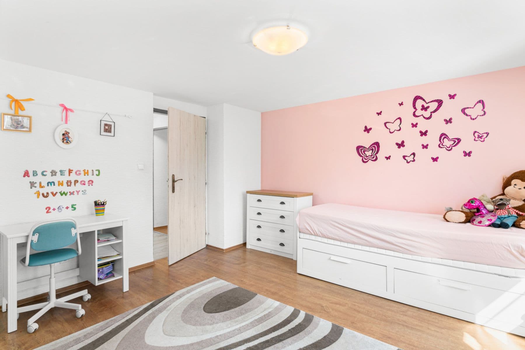 Prodej domu 168 m², pozemek 541 m², Vinařice, Středočeský kraj Prodej domu 168 m², pozemek 541 m², Vinařice, Středočeský kraj