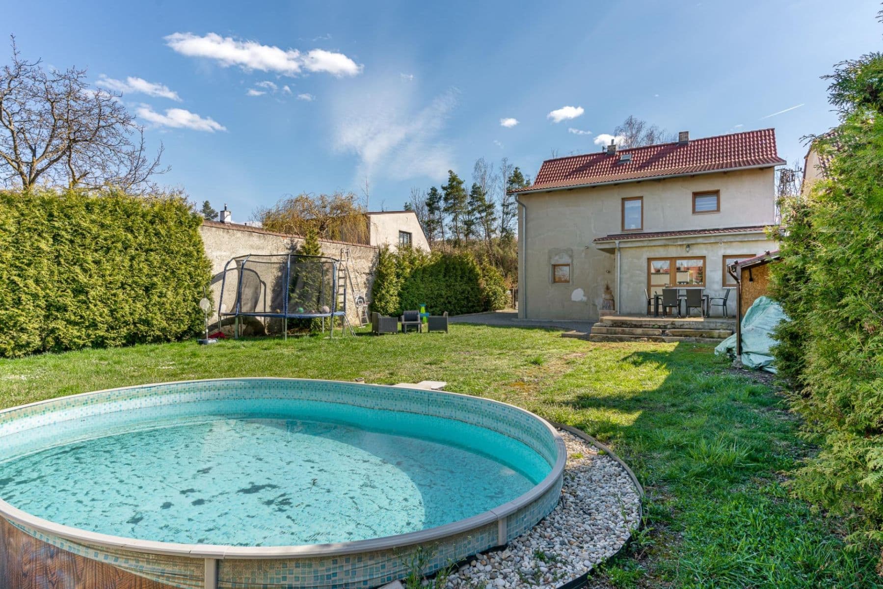 Prodej domu 168 m², pozemek 541 m², Vinařice, Středočeský kraj Prodej domu 168 m², pozemek 541 m², Vinařice, Středočeský kraj