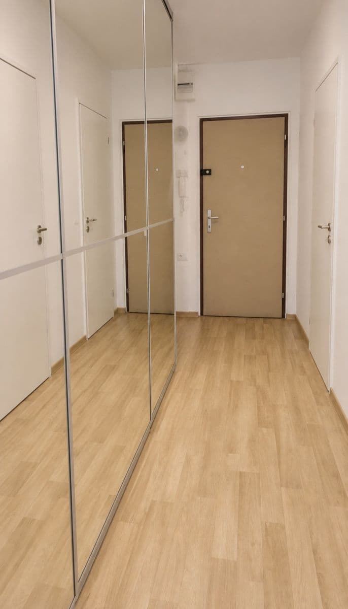 Prodej bytu 2+kk 44 m², Suchý vršek, Praha, Praha Prodej bytu 2+kk 44 m², Suchý vršek, Praha, Praha