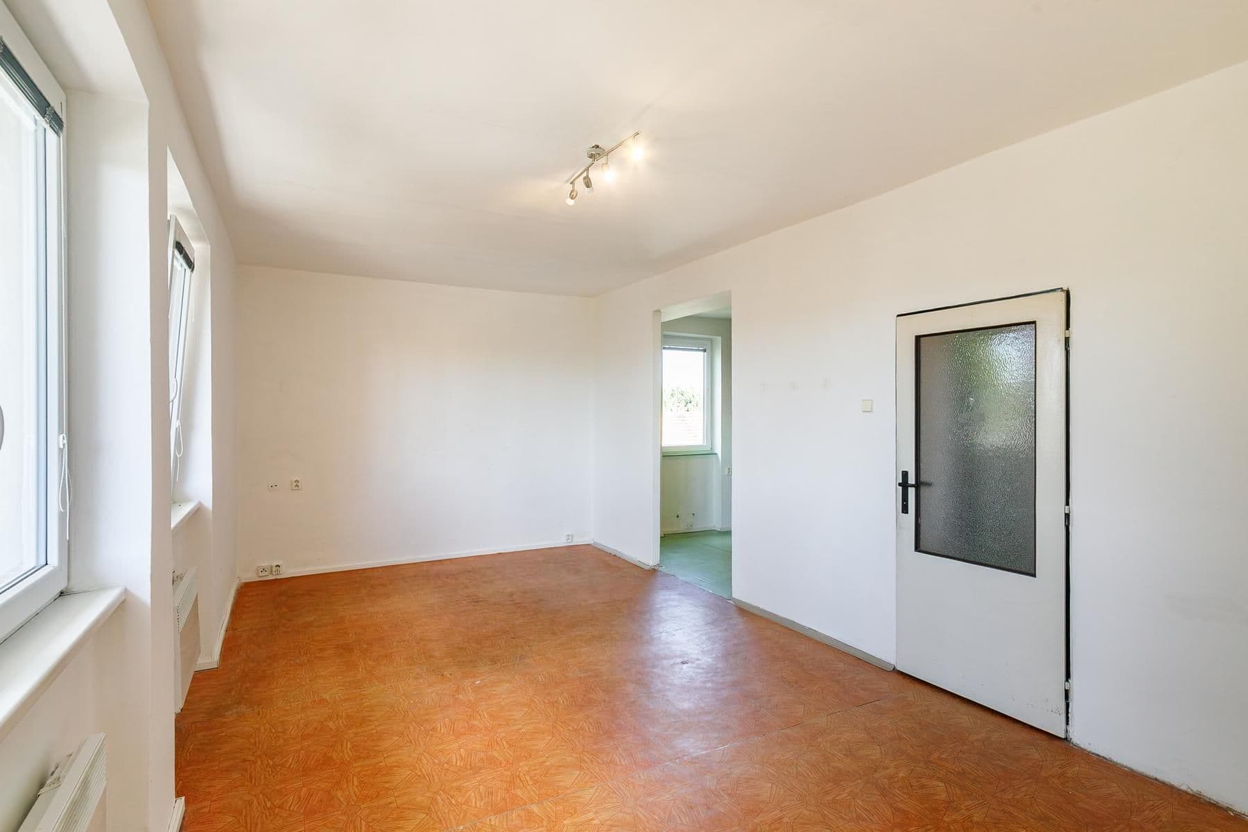 Prodej bytu 3+1 73 m², Břežany II, Středočeský kraj Prodej bytu 3+1 73 m², Břežany II, Středočeský kraj