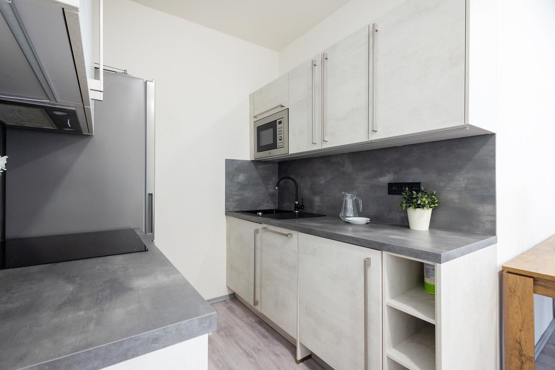 Prodej bytu 1+kk 29 m², Loděnice, Středočeský kraj Prodej bytu 1+kk 29 m², Loděnice, Středočeský kraj