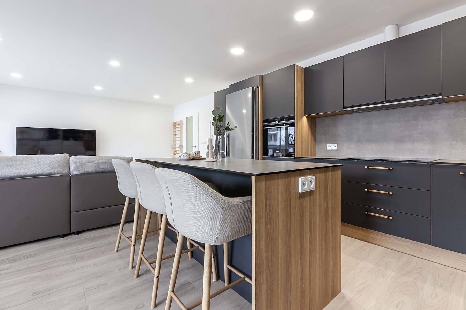 Prodej bytu 2+kk 75 m², Mileny Hážové, Mladá Boleslav, Středočeský kraj Prodej bytu 2+kk 75 m², Mileny Hážové, Mladá Boleslav, Středočeský kraj