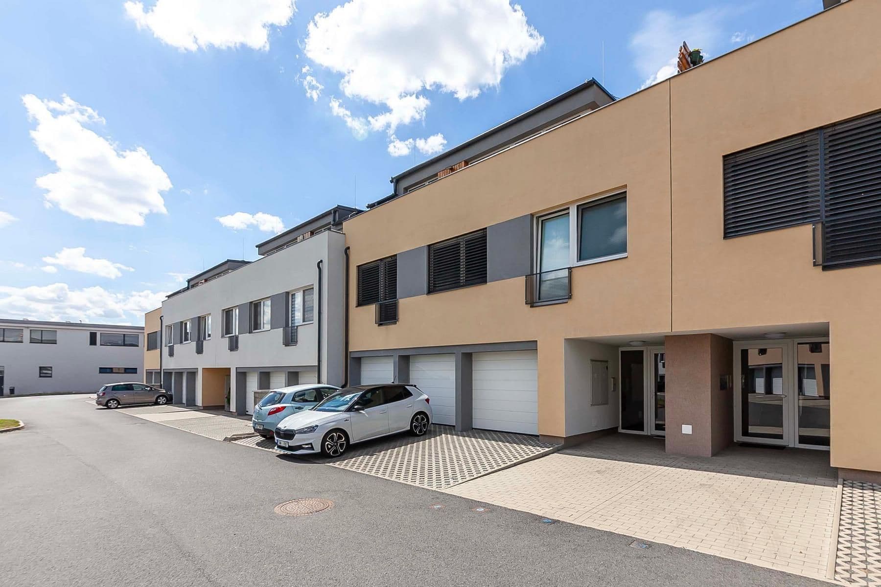 Prodej bytu 2+kk 75 m², Mileny Hážové, Mladá Boleslav, Středočeský kraj Prodej bytu 2+kk 75 m², Mileny Hážové, Mladá Boleslav, Středočeský kraj