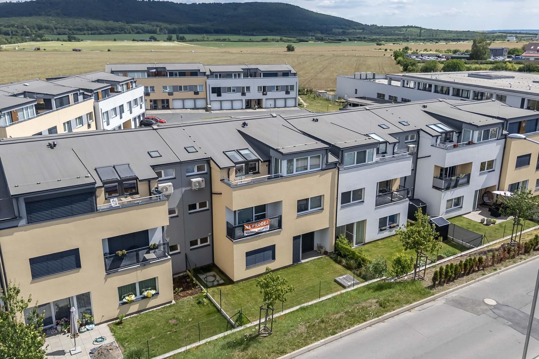 Prodej bytu 2+kk 75 m², Mileny Hážové, Mladá Boleslav, Středočeský kraj Prodej bytu 2+kk 75 m², Mileny Hážové, Mladá Boleslav, Středočeský kraj