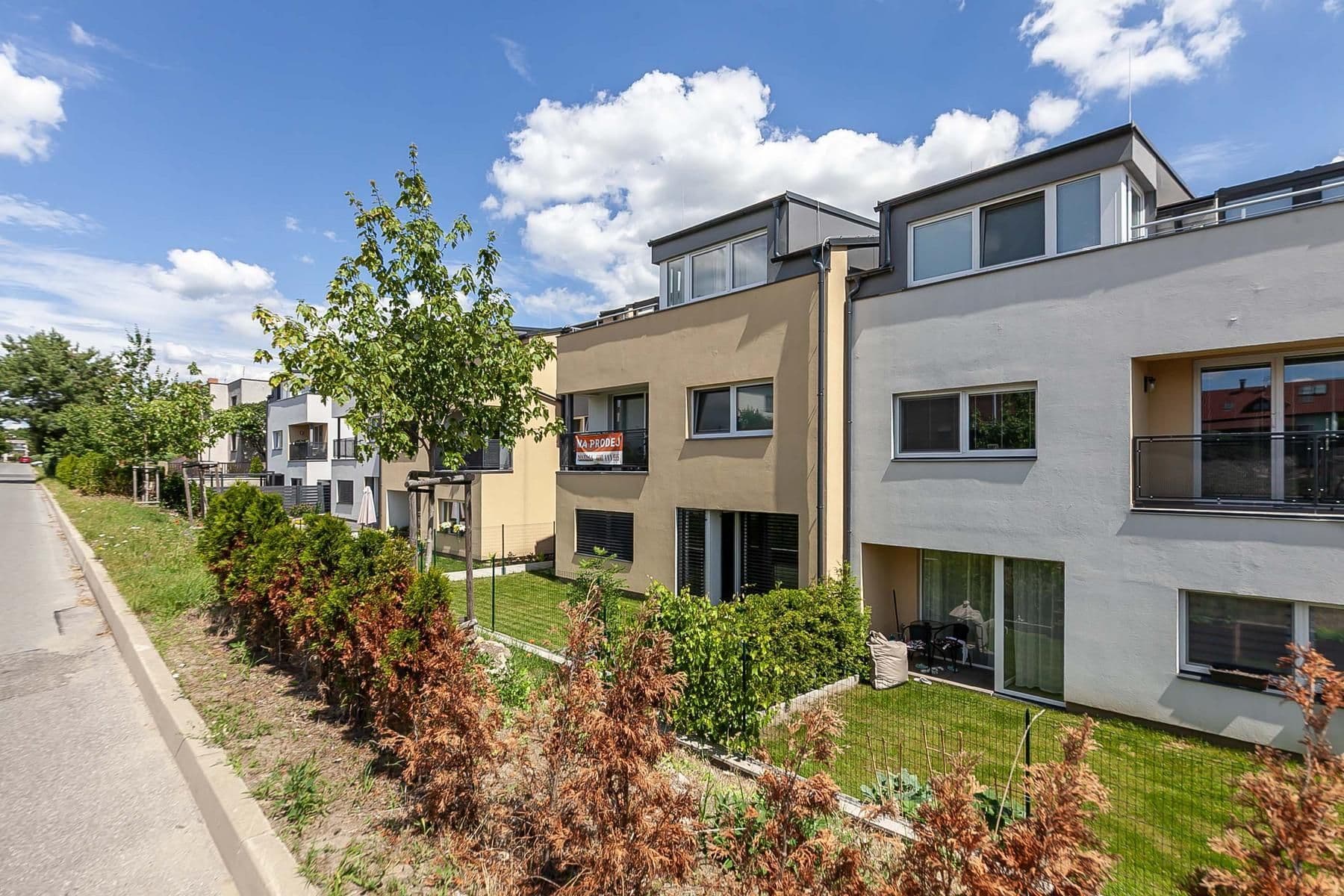 Prodej bytu 2+kk 75 m², Mileny Hážové, Mladá Boleslav, Středočeský kraj Prodej bytu 2+kk 75 m², Mileny Hážové, Mladá Boleslav, Středočeský kraj