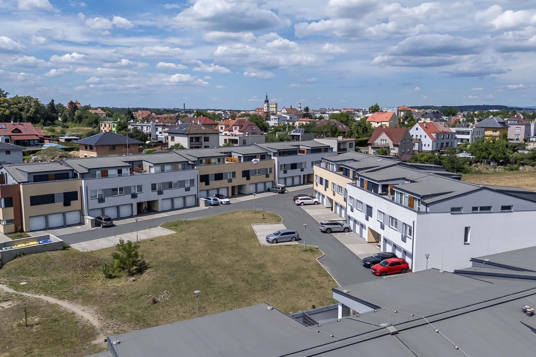 Prodej bytu 2+kk 75 m², Mileny Hážové, Mladá Boleslav, Středočeský kraj Prodej bytu 2+kk 75 m², Mileny Hážové, Mladá Boleslav, Středočeský kraj