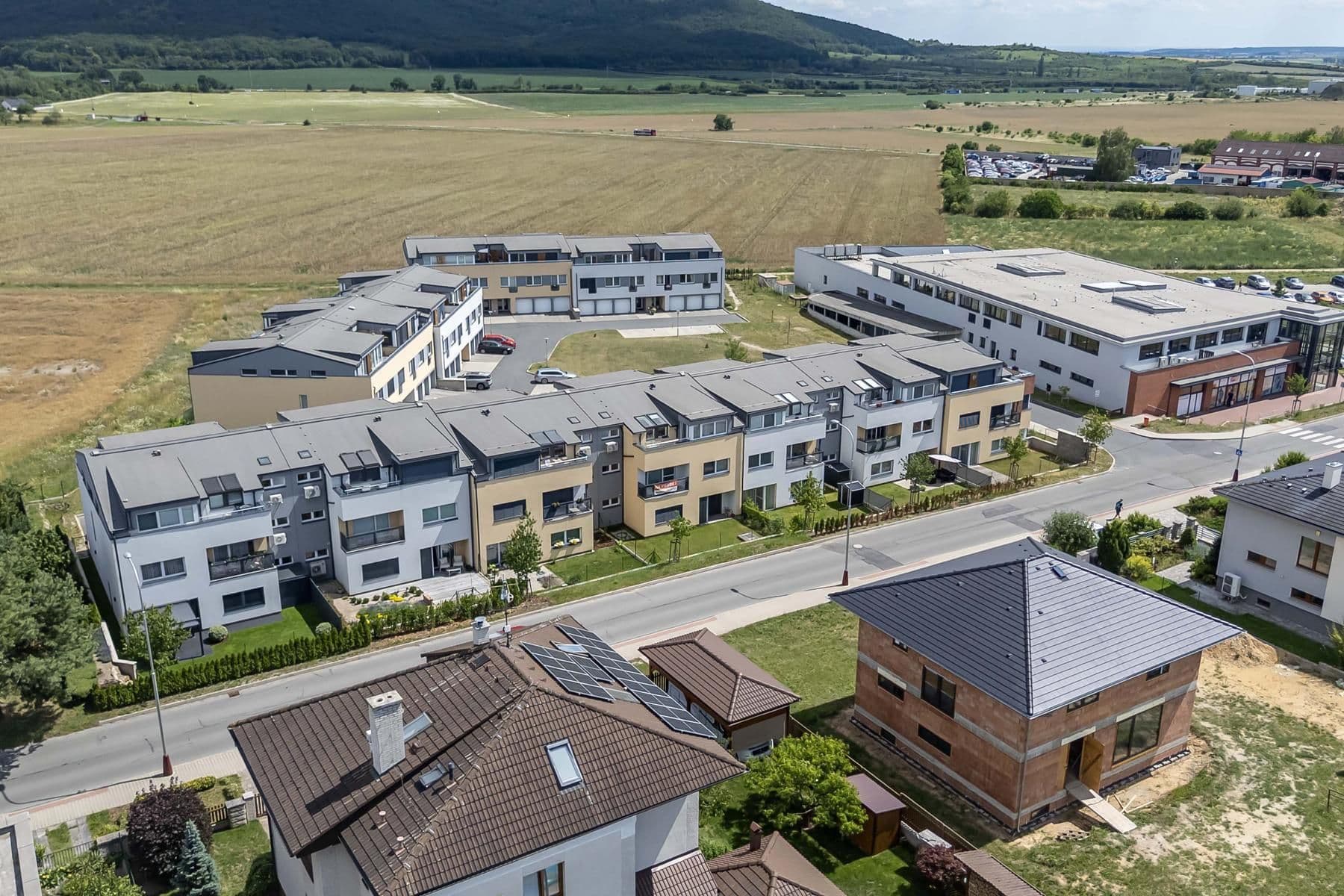 Prodej bytu 2+kk 75 m², Mileny Hážové, Mladá Boleslav, Středočeský kraj Prodej bytu 2+kk 75 m², Mileny Hážové, Mladá Boleslav, Středočeský kraj