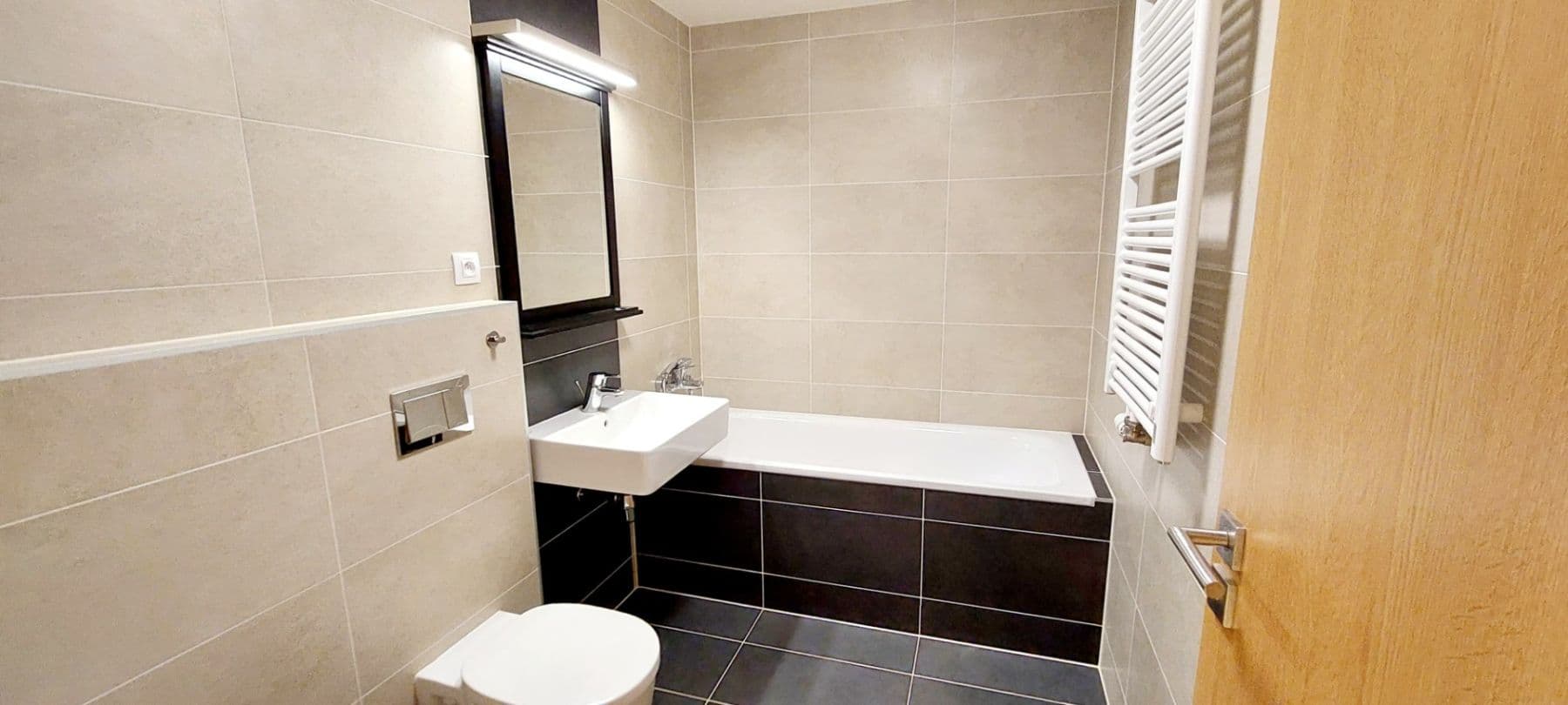 Prodej bytu 2+kk 90 m², Petržílkova, Praha, Praha Prodej bytu 2+kk 90 m², Petržílkova, Praha, Praha