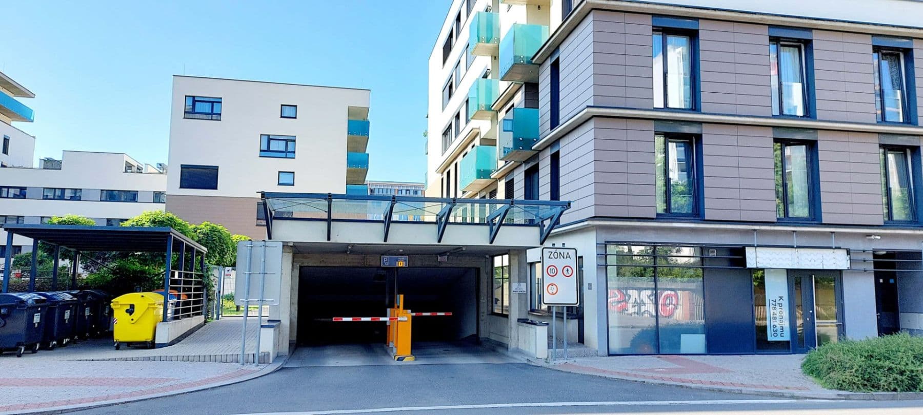 Prodej bytu 2+kk 90 m², Petržílkova, Praha, Praha Prodej bytu 2+kk 90 m², Petržílkova, Praha, Praha