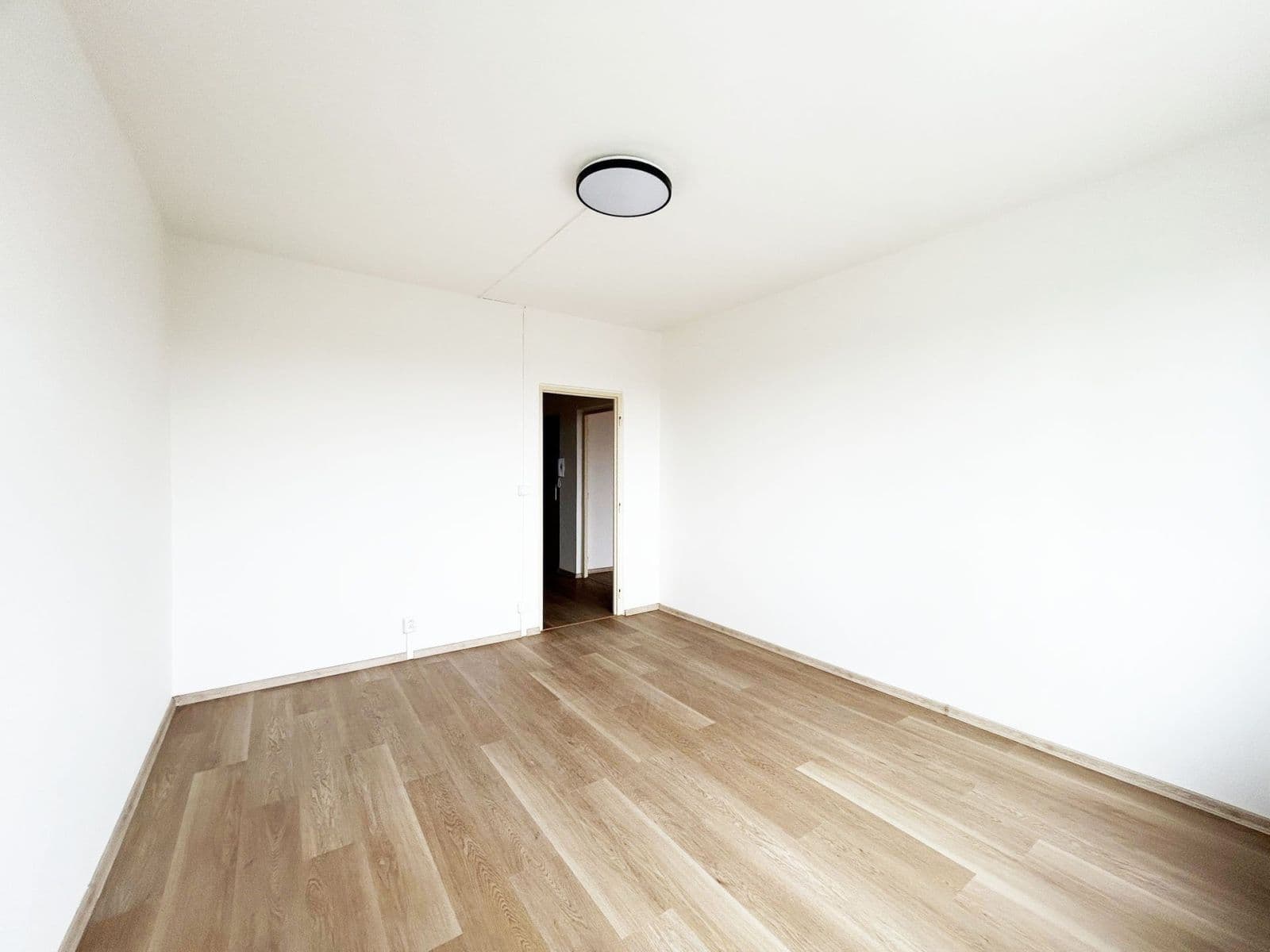 Pronájem bytu 3+1 84 m², Roháčova, Český Brod, Středočeský kraj Pronájem bytu 3+1 84 m², Roháčova, Český Brod, Středočeský kraj