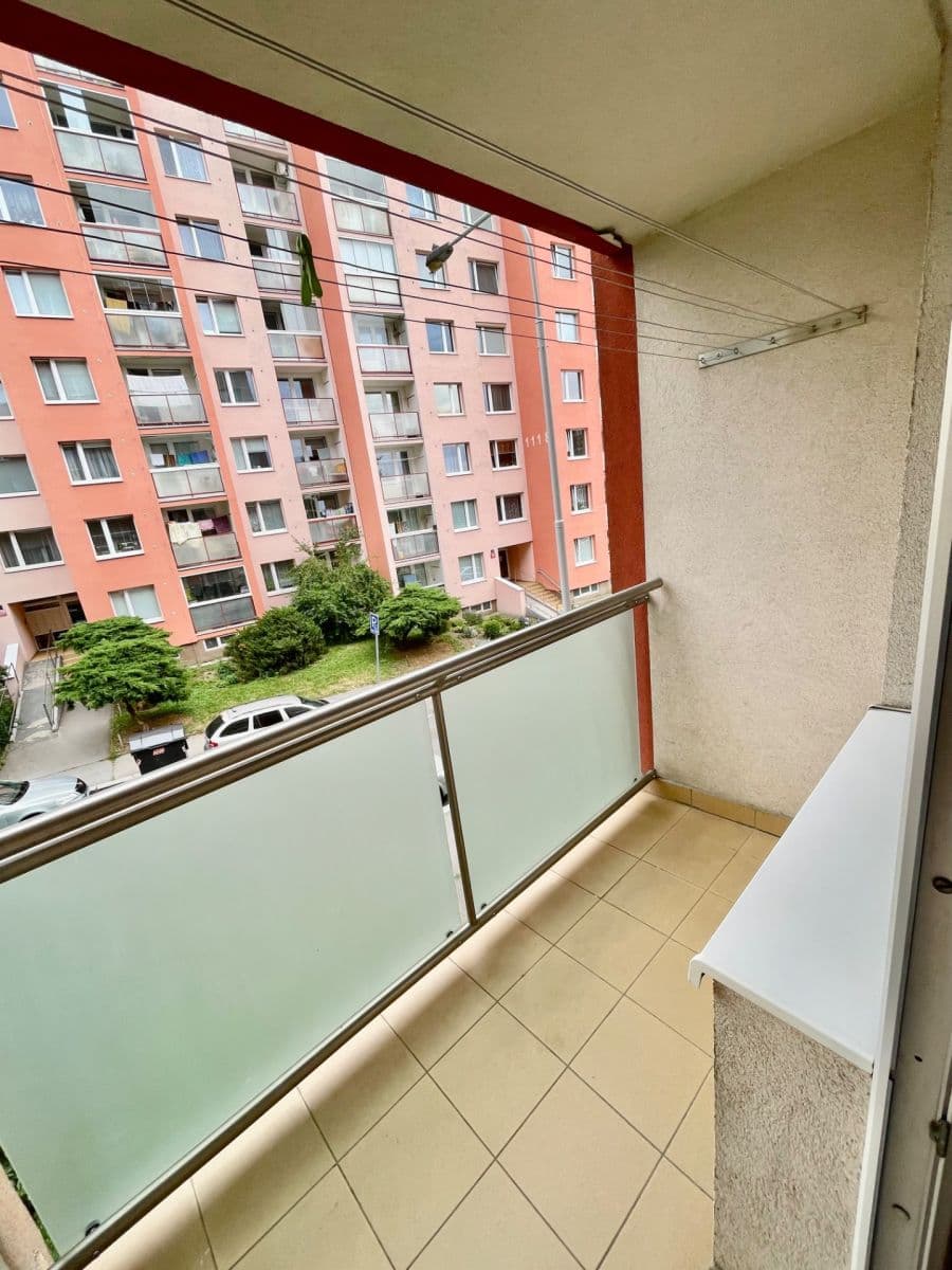 Prodej bytu 1+1 34 m², Trytova, Praha, Praha Prodej bytu 1+1 34 m², Trytova, Praha, Praha