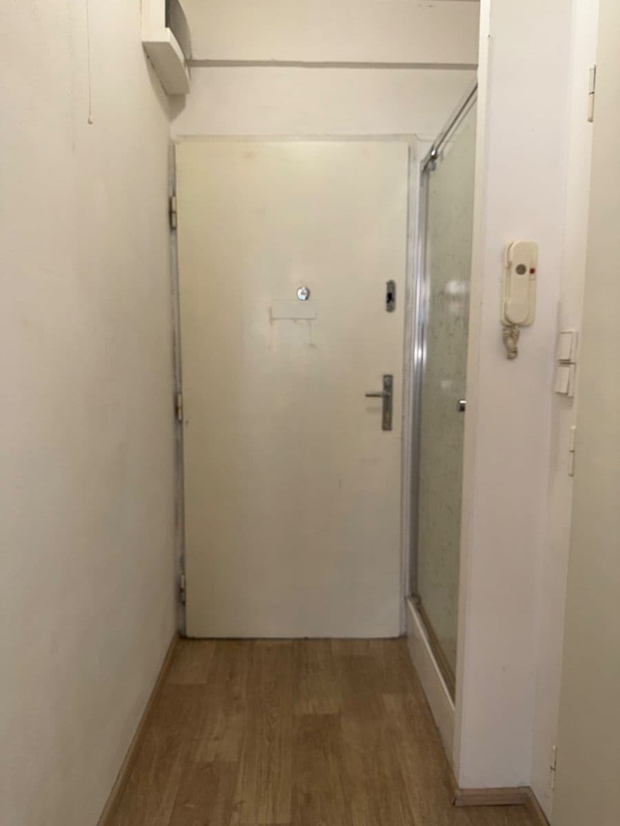 Pronájem bytu 1+kk 23 m², Dačického, Praha, Praha Pronájem bytu 1+kk 23 m², Dačického, Praha, Praha