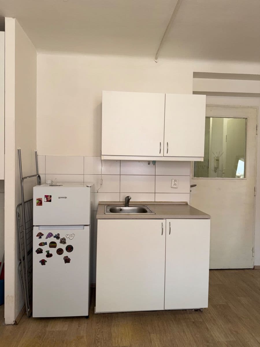 Pronájem bytu 1+kk 23 m², Dačického, Praha, Praha Pronájem bytu 1+kk 23 m², Dačického, Praha, Praha