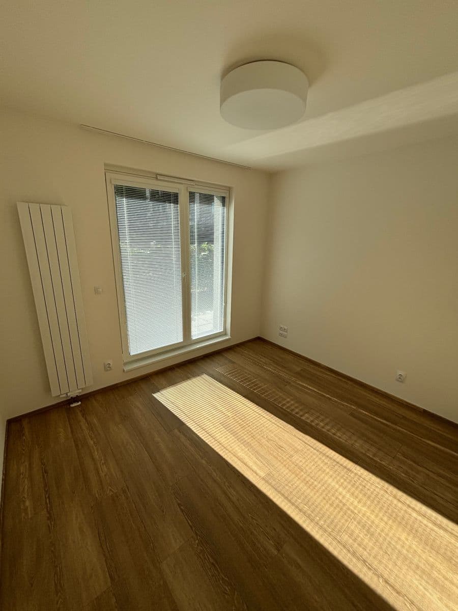 Pronájem bytu 3+kk 75 m², Olgy Havlové, Praha, Praha Pronájem bytu 3+kk 75 m², Olgy Havlové, Praha, Praha
