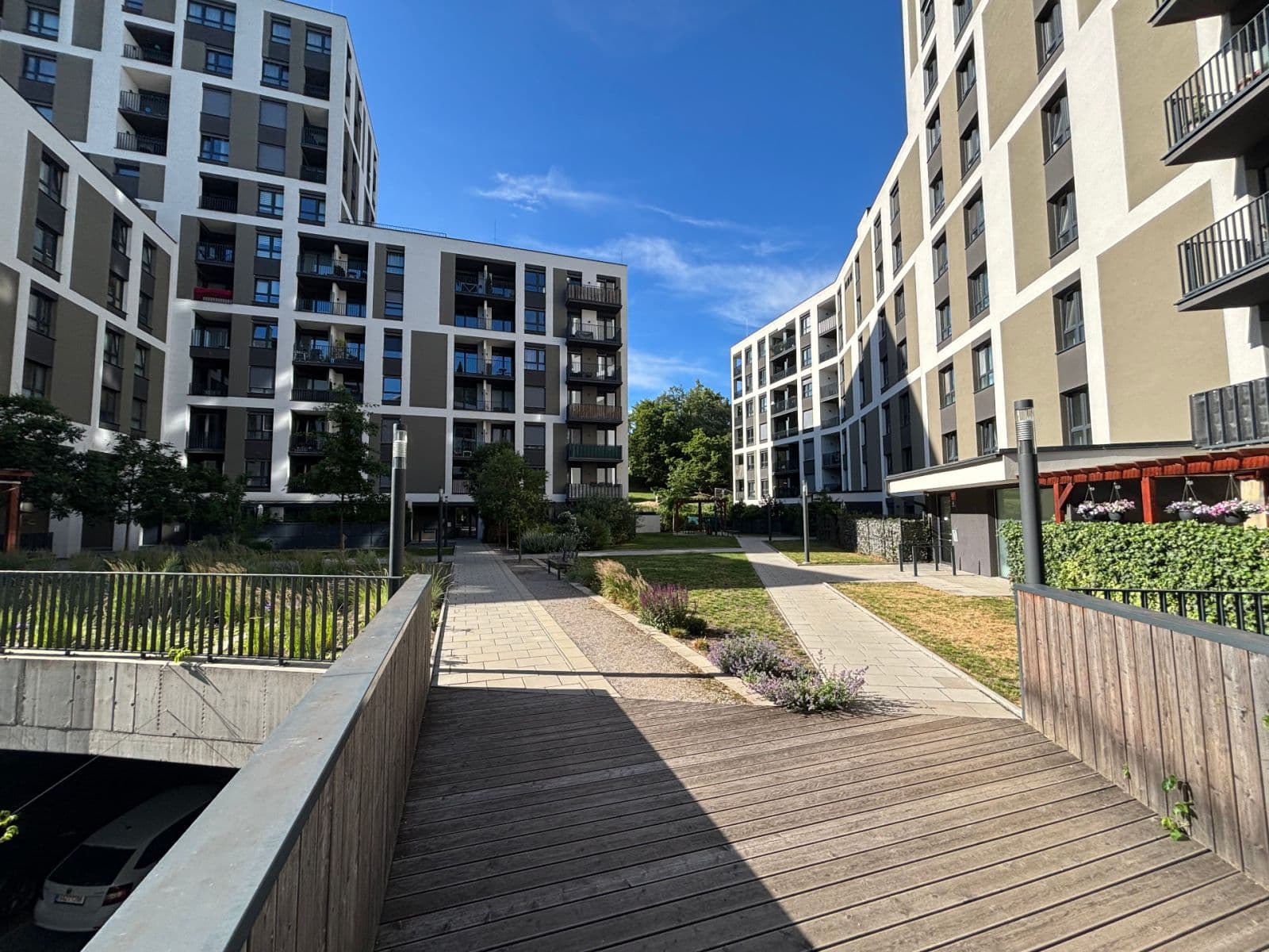 Pronájem bytu 3+kk 75 m², Olgy Havlové, Praha, Praha Pronájem bytu 3+kk 75 m², Olgy Havlové, Praha, Praha