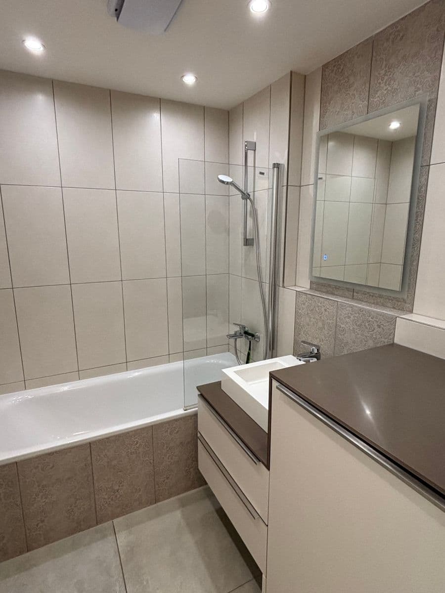 Pronájem bytu 3+kk 75 m², Olgy Havlové, Praha, Praha Pronájem bytu 3+kk 75 m², Olgy Havlové, Praha, Praha