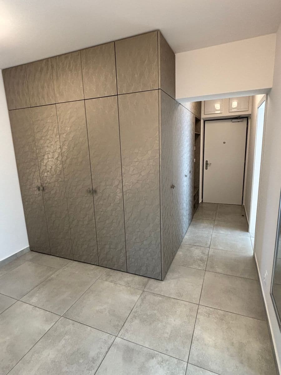 Pronájem bytu 3+kk 75 m², Olgy Havlové, Praha, Praha Pronájem bytu 3+kk 75 m², Olgy Havlové, Praha, Praha