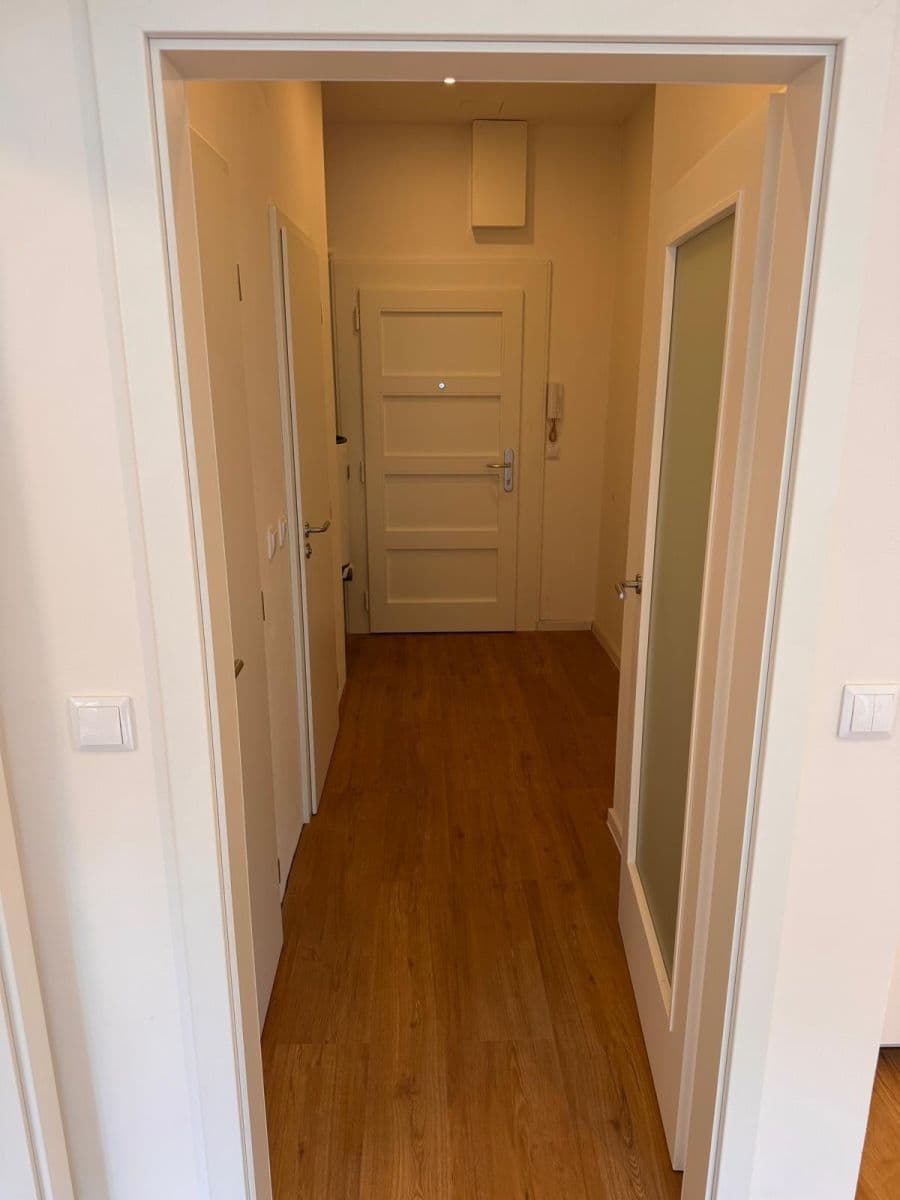 Pronájem bytu 2+kk 46 m², Střížkovská, Praha, Praha Pronájem bytu 2+kk 46 m², Střížkovská, Praha, Praha
