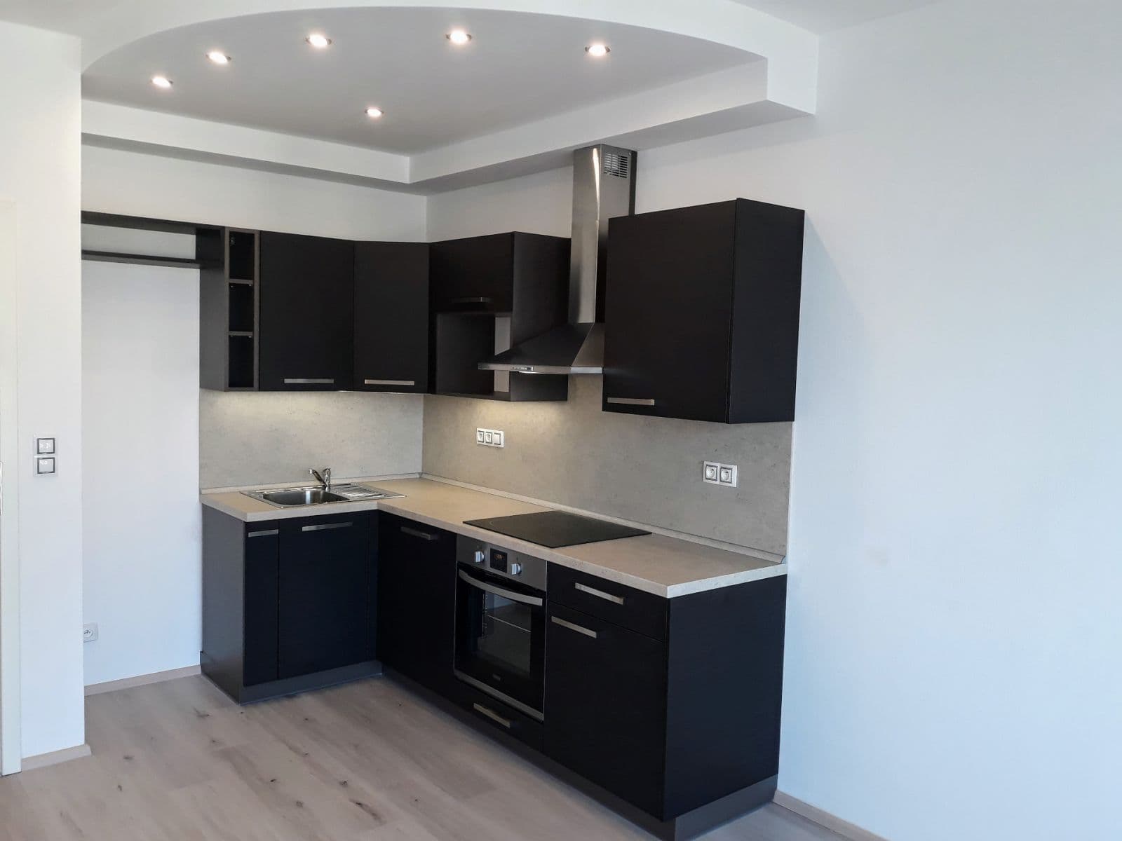 Pronájem bytu 2+kk 58 m², Brno, Jihomoravský kraj Pronájem bytu 2+kk 58 m², Brno, Jihomoravský kraj