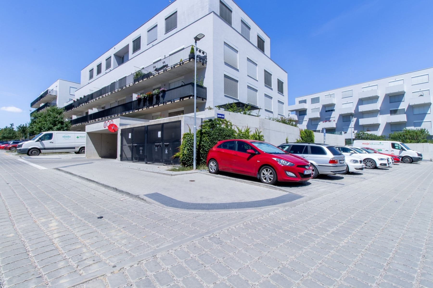 Pronájem bytu 1+kk 30 m², Bohumila Landy, Kladno, Středočeský kraj Pronájem bytu 1+kk 30 m², Bohumila Landy, Kladno, Středočeský kraj