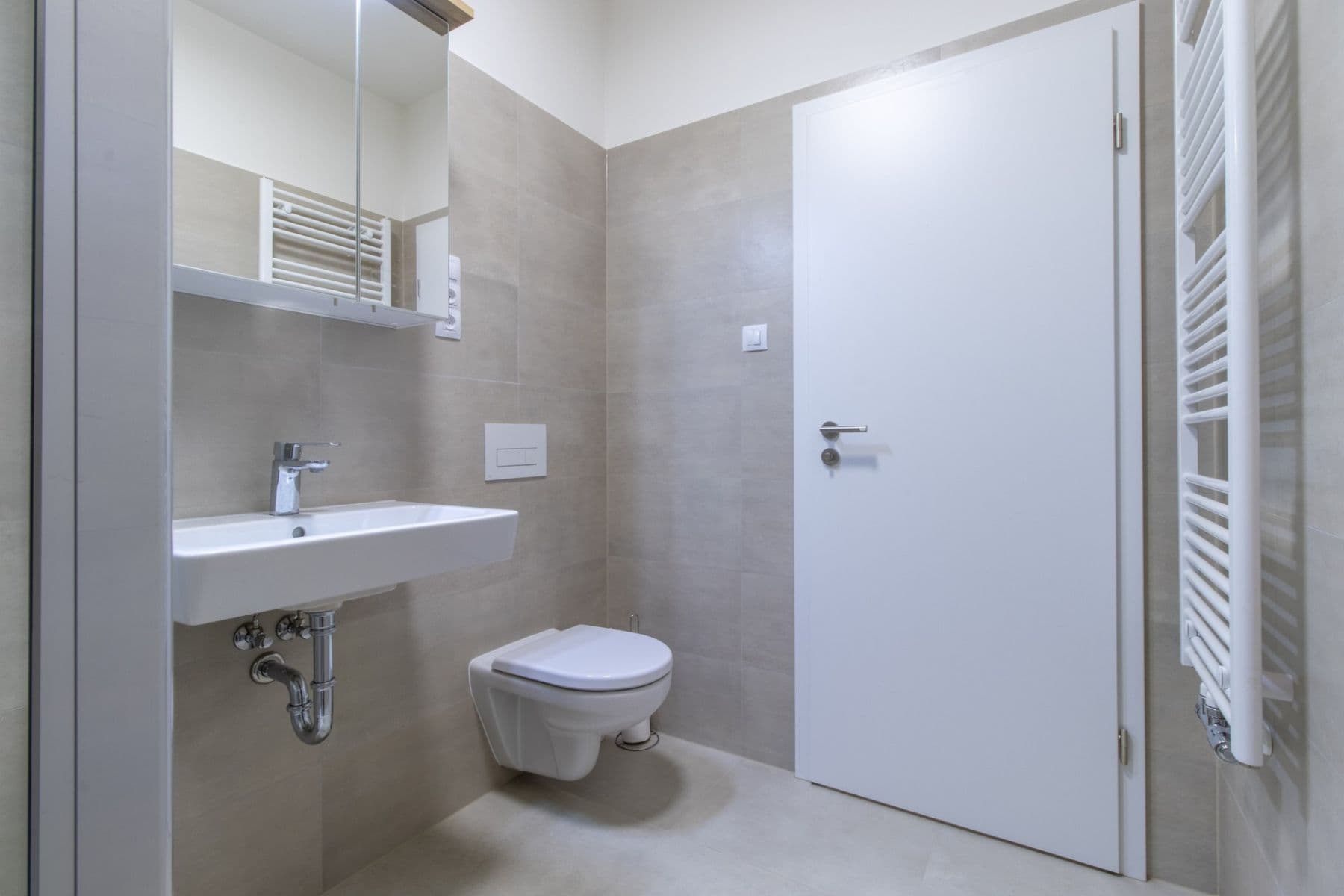 Pronájem bytu 1+kk 30 m², Bohumila Landy, Kladno, Středočeský kraj Pronájem bytu 1+kk 30 m², Bohumila Landy, Kladno, Středočeský kraj