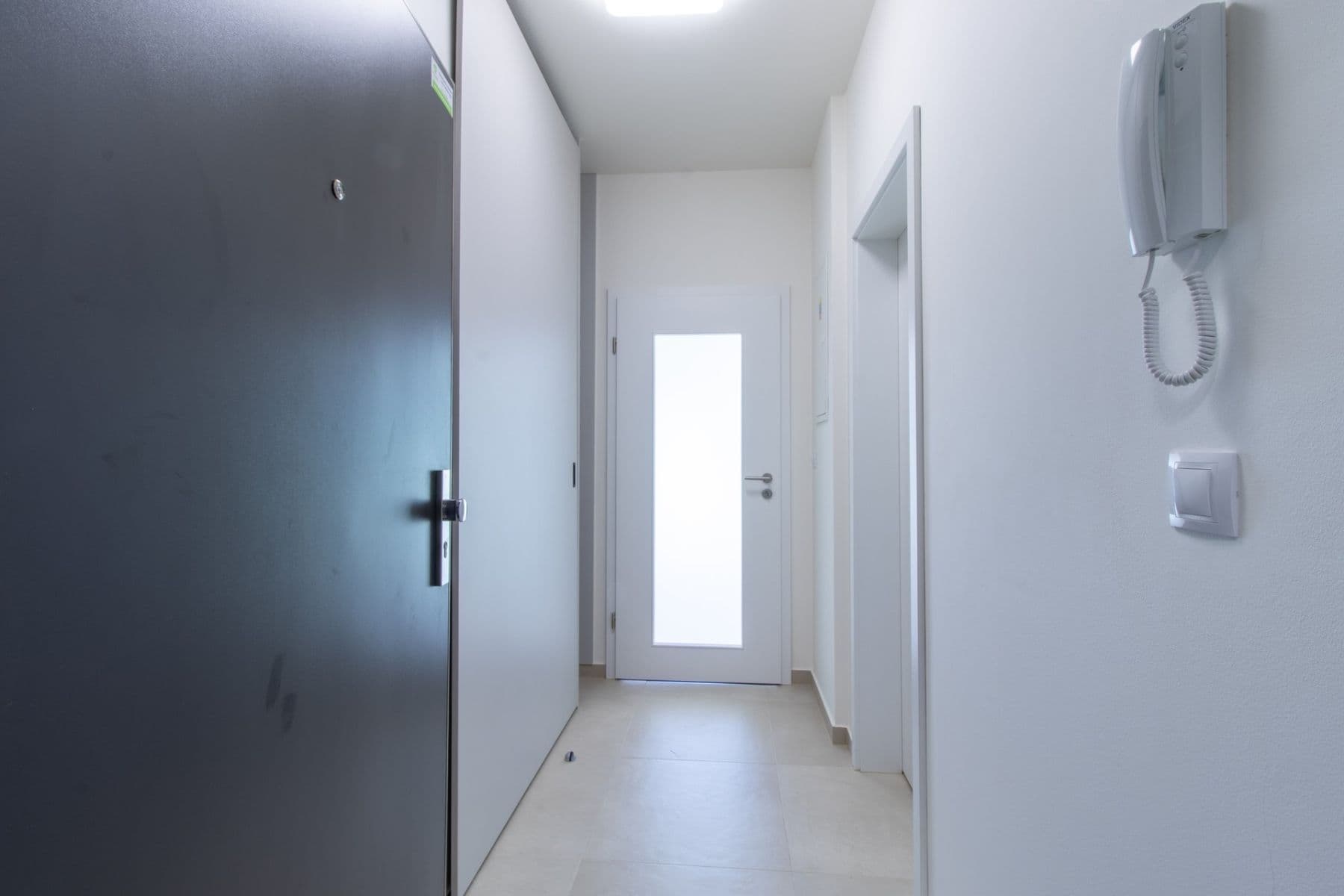 Pronájem bytu 1+kk 30 m², Bohumila Landy, Kladno, Středočeský kraj Pronájem bytu 1+kk 30 m², Bohumila Landy, Kladno, Středočeský kraj
