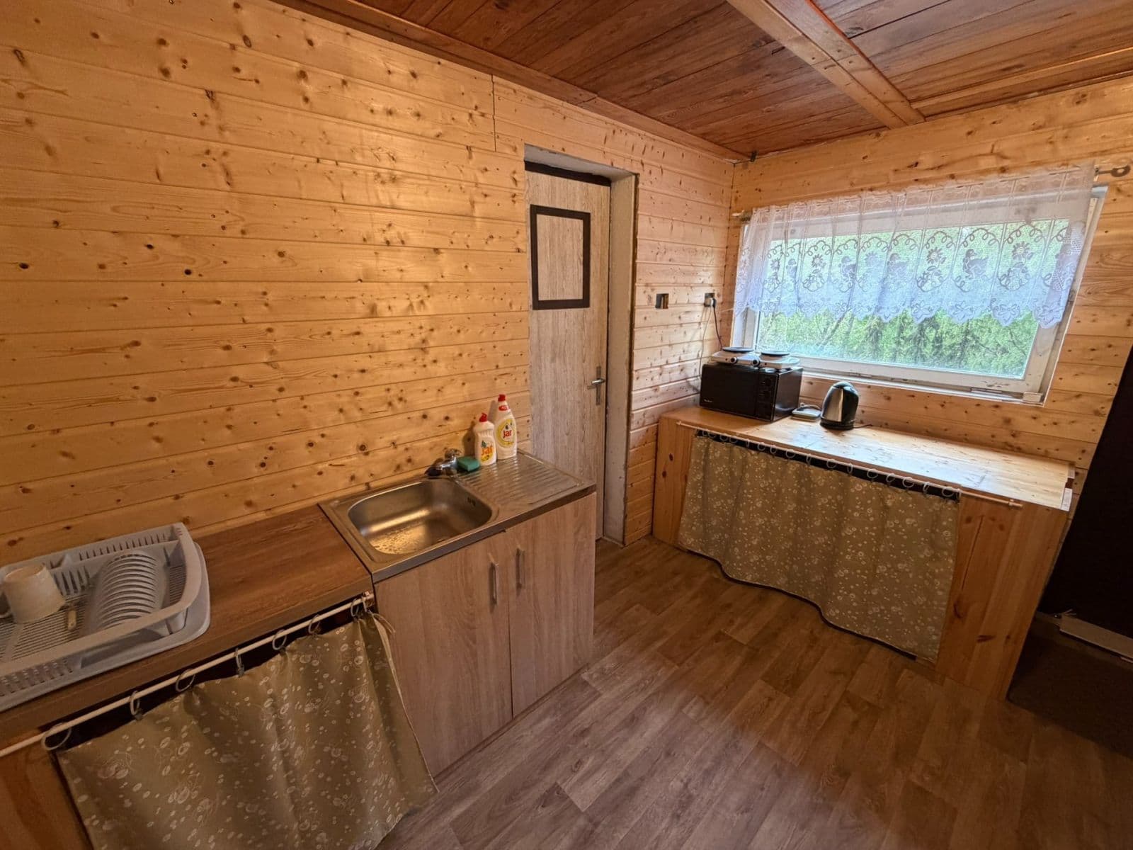 Prodej chaty, chalupy 30 m², pozemek 457 m², Pašinka, Středočeský kraj Prodej chaty, chalupy 30 m², pozemek 457 m², Pašinka, Středočeský kraj