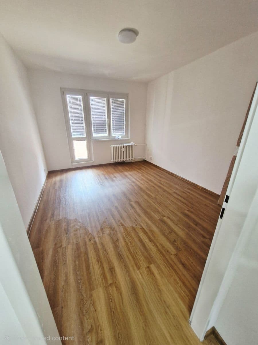 Pronájem bytu 2+1 52 m², Na Vrcholu, Praha, Praha Pronájem bytu 2+1 52 m², Na Vrcholu, Praha, Praha