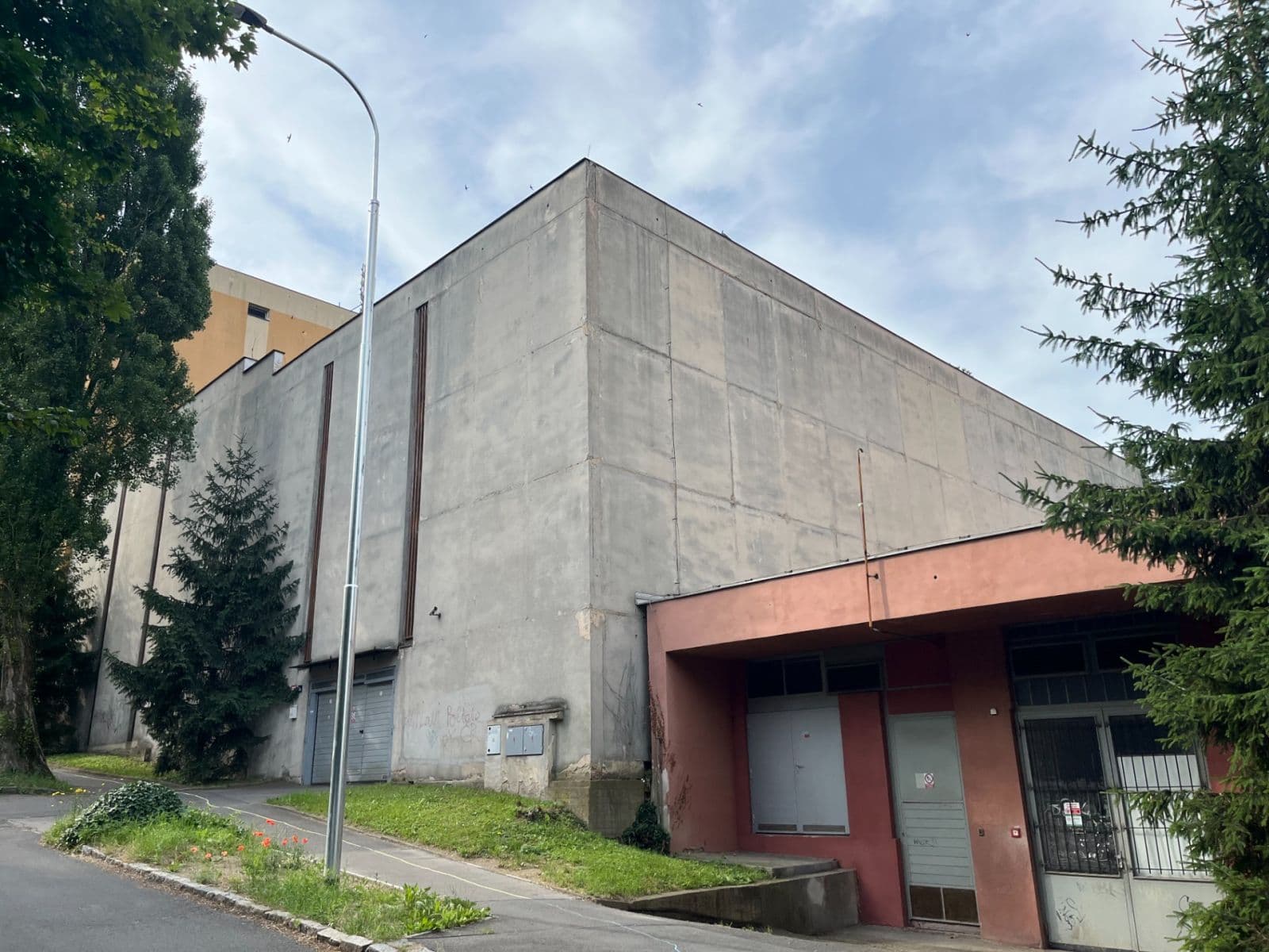 Prodej garáže 12 m², Pod Klaudiánkou, Praha, Praha Prodej garáže 12 m², Pod Klaudiánkou, Praha, Praha