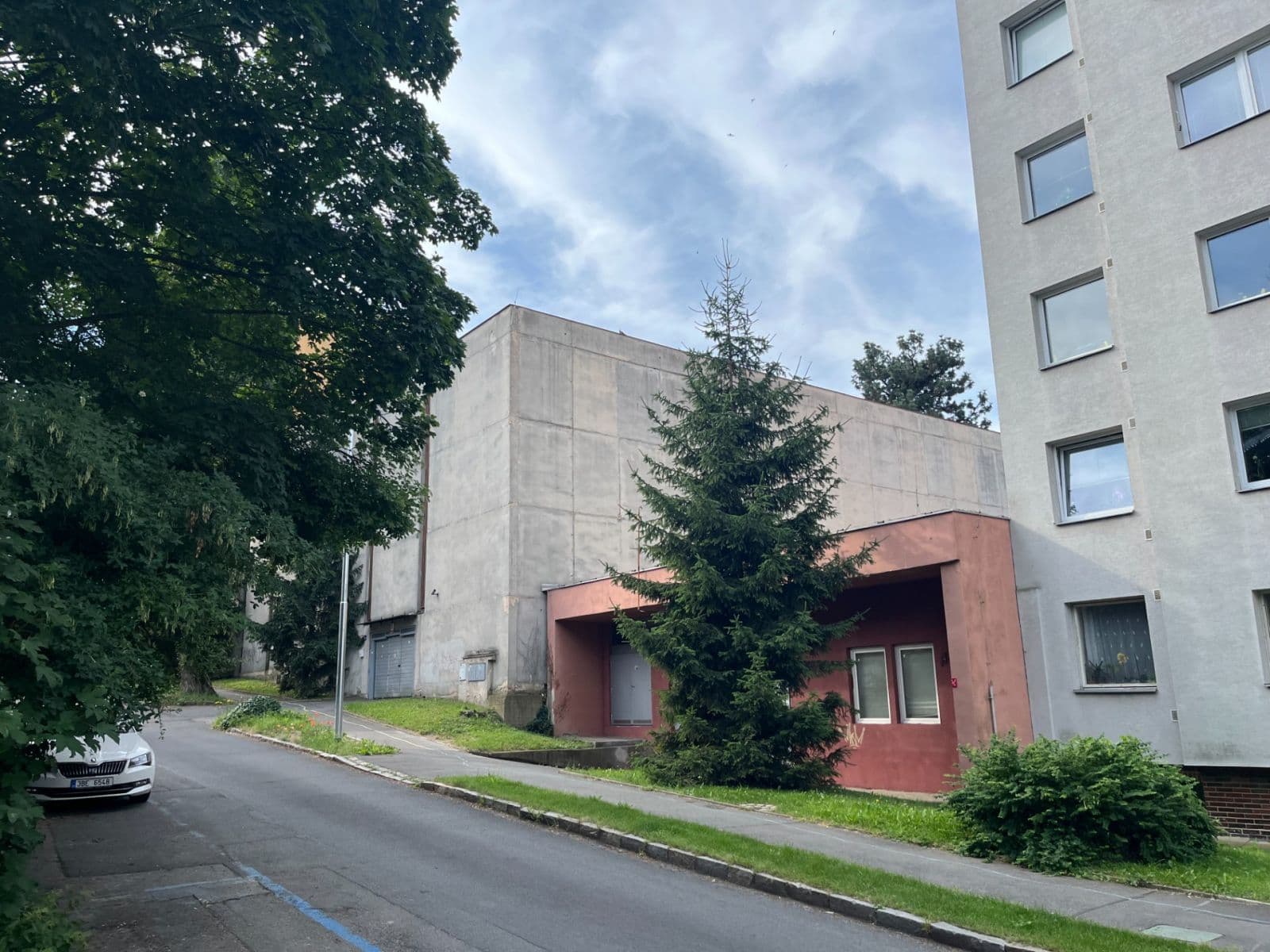 Prodej garáže 12 m², Pod Klaudiánkou, Praha, Praha Prodej garáže 12 m², Pod Klaudiánkou, Praha, Praha