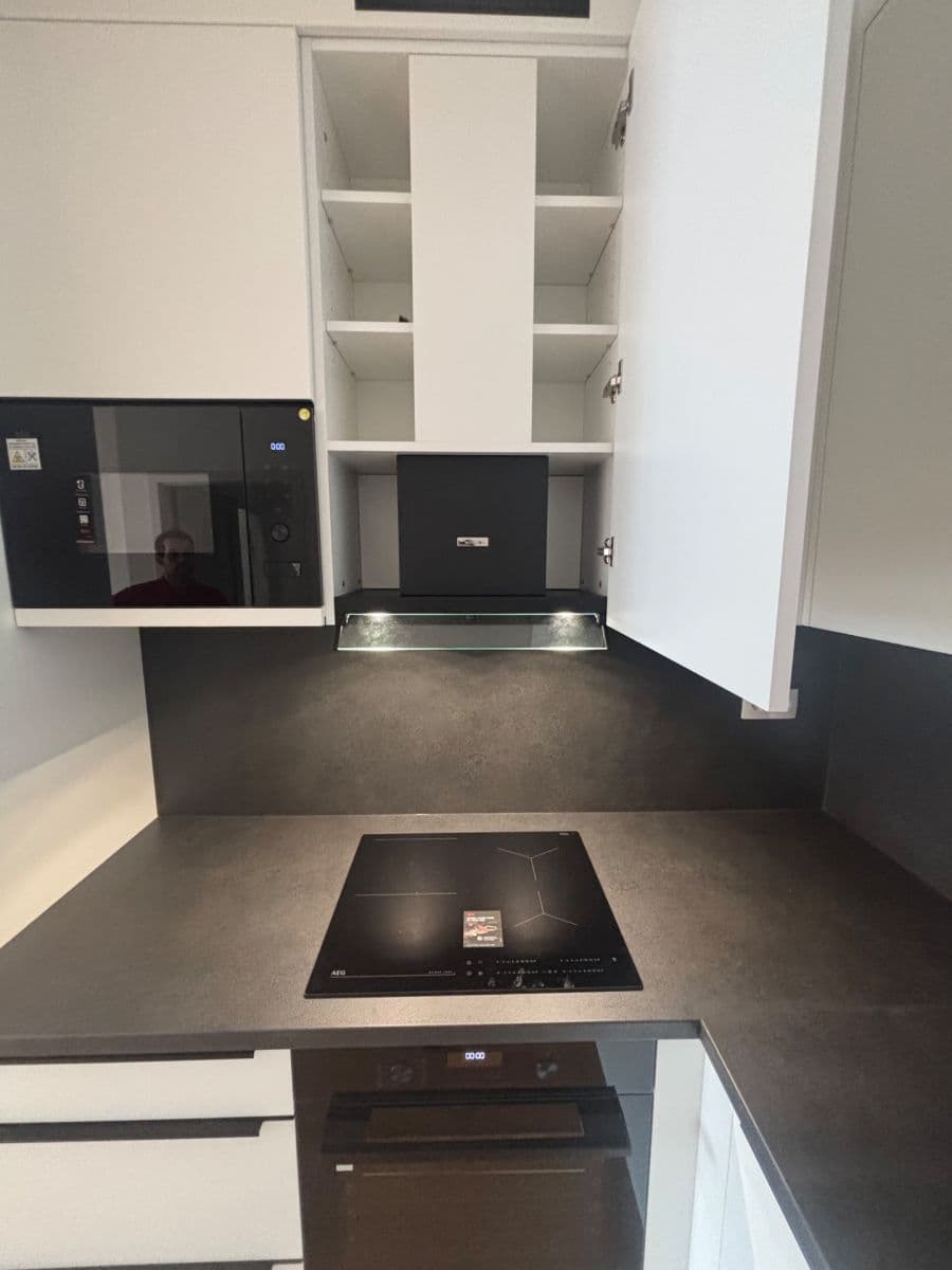 Pronájem bytu 2+kk 52 m², Komárkova, Praha, Praha Pronájem bytu 2+kk 52 m², Komárkova, Praha, Praha