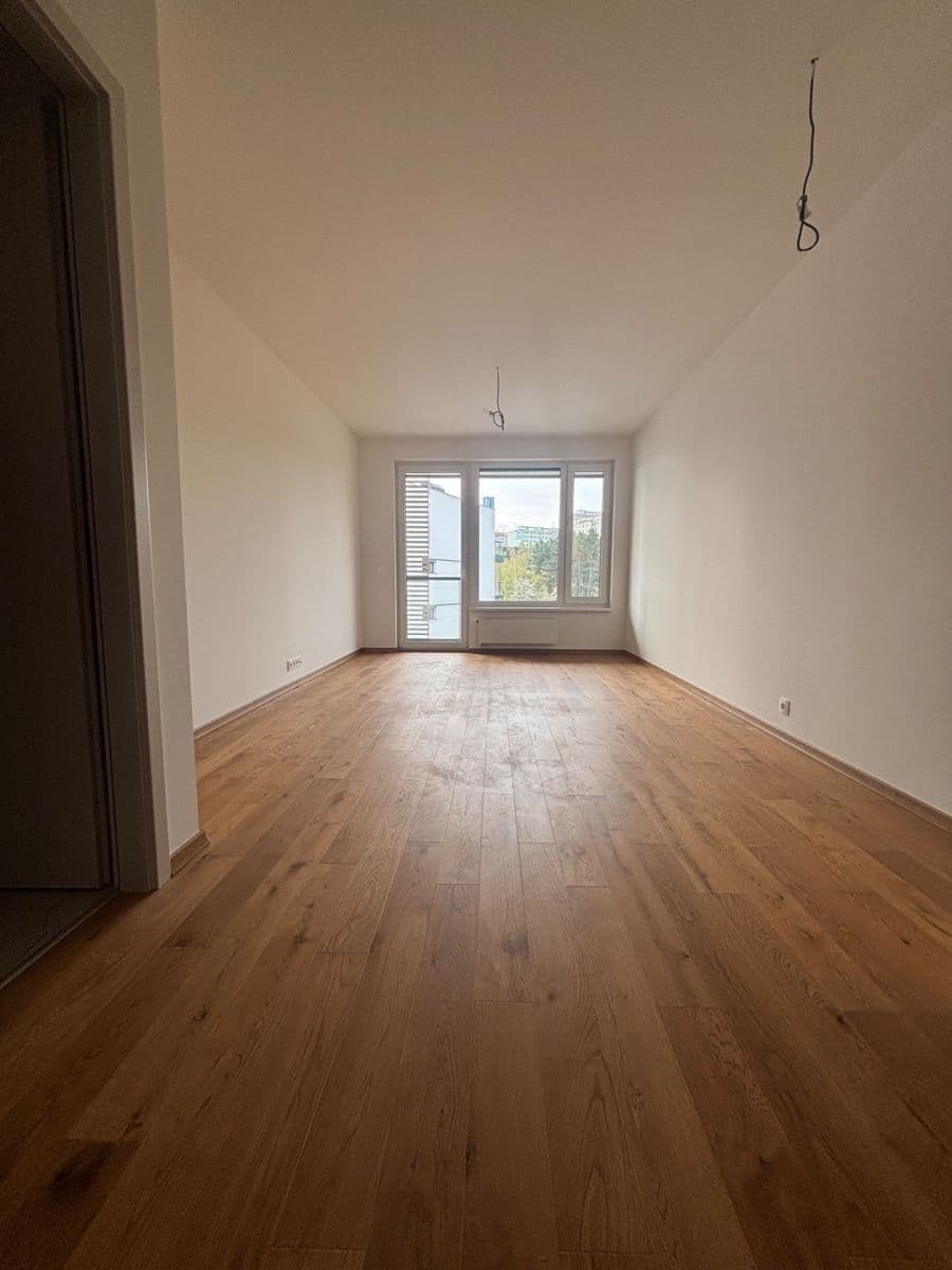 Pronájem bytu 2+kk 52 m², Komárkova, Praha, Praha Pronájem bytu 2+kk 52 m², Komárkova, Praha, Praha