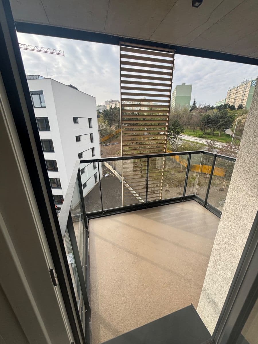 Pronájem bytu 2+kk 52 m², Komárkova, Praha, Praha Pronájem bytu 2+kk 52 m², Komárkova, Praha, Praha