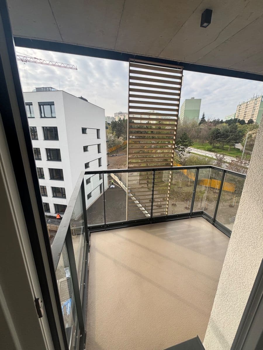 Pronájem bytu 2+kk 52 m², Komárkova, Praha, Praha Pronájem bytu 2+kk 52 m², Komárkova, Praha, Praha